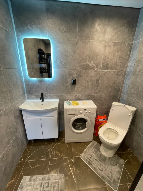 Апартаменты (квартира) в центе абадзехской