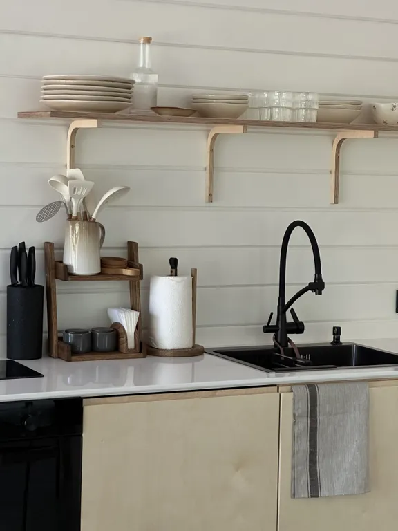 Дом у лесного озера с баней и чаном под Переславлем-Залесским