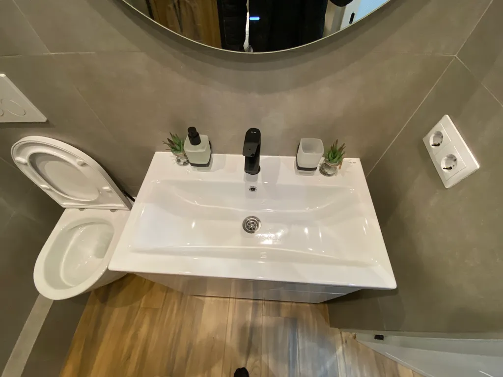 Уютная квартира класса люкс с новым ремонтом в лучшем районе города