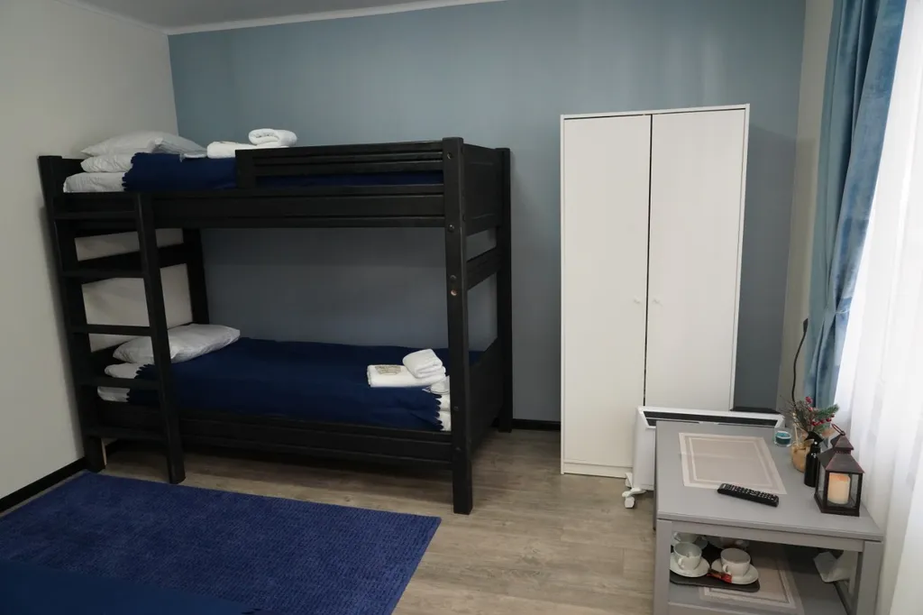 2х комнатный дом в сосновом бору с видом на горы и лес