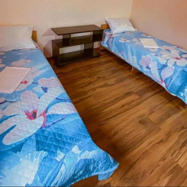 Квартира Комната — аренда посуточно в Лоо