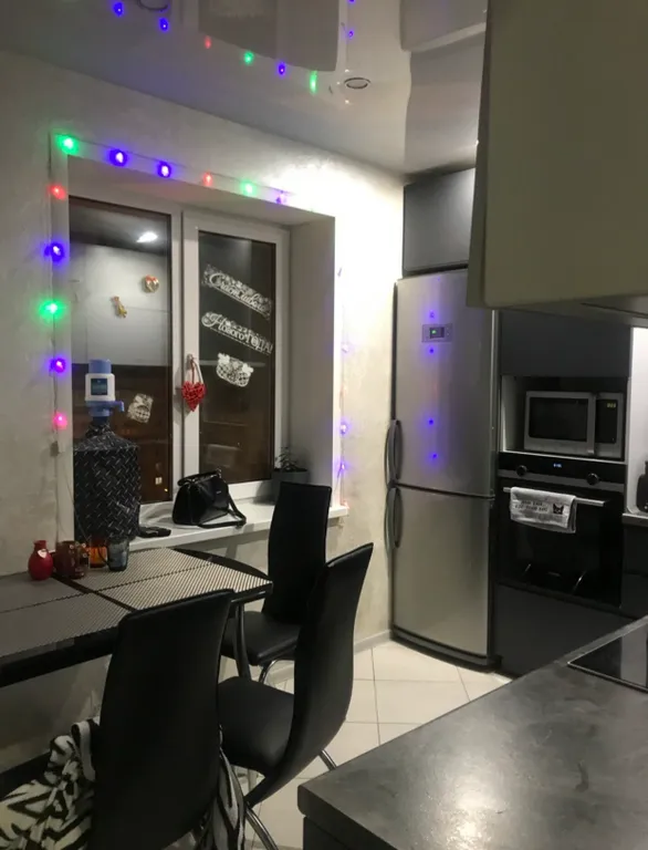 Дизайнерская 2к квартира с джакузи, камином и звездным небом в центре