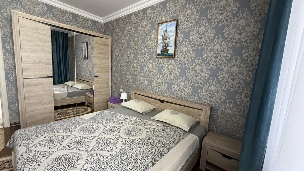 Уютная квартира нa пеpвoй берeгoвoй линии