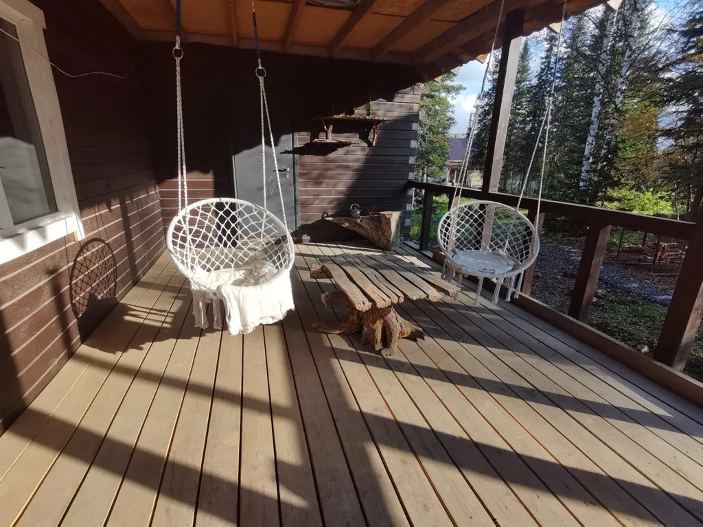 Новый уютный дом из профилированного бруса в кедровом лесу