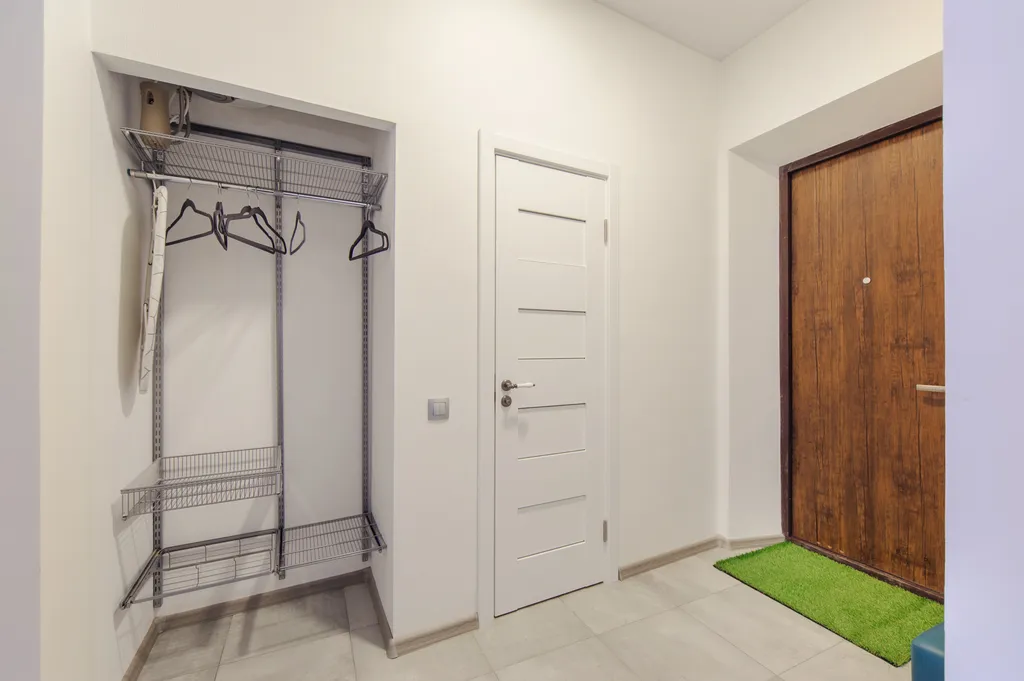 Современный светлый апартамент рядом с центром столицы