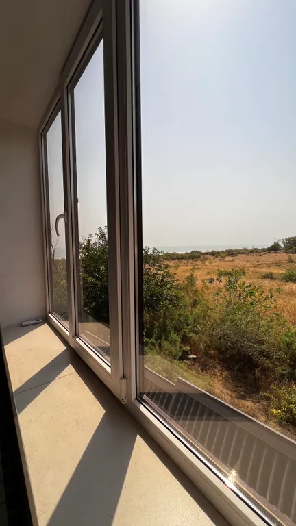 Дом у моря с беседкой