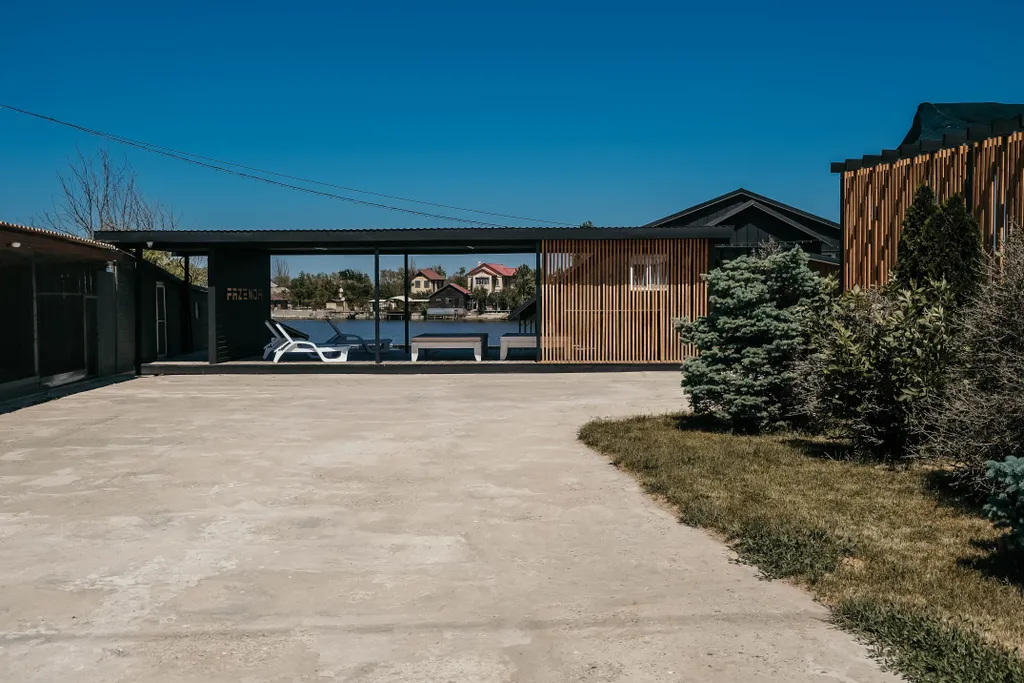 Уютный коттедж у реки