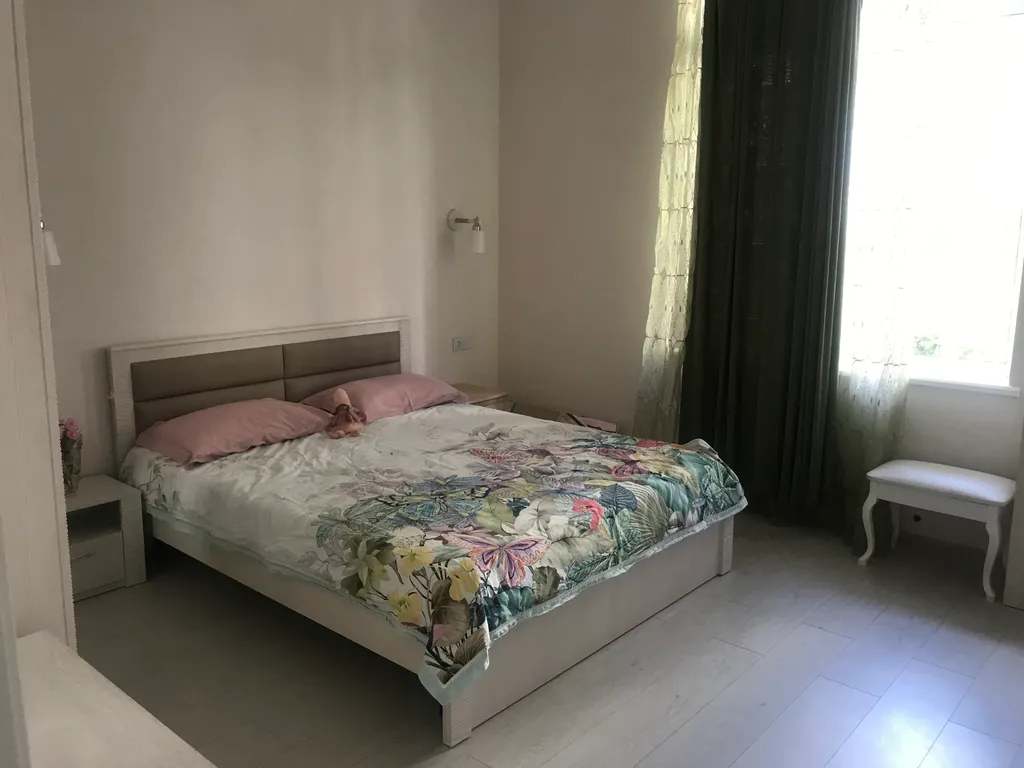 Новый дизайнерский европейский дом недалеко от моря, у Ялта интурист