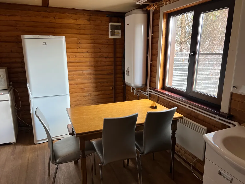 Дом на Рыбинском водохранилище