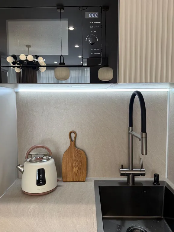 Современная стильная студия