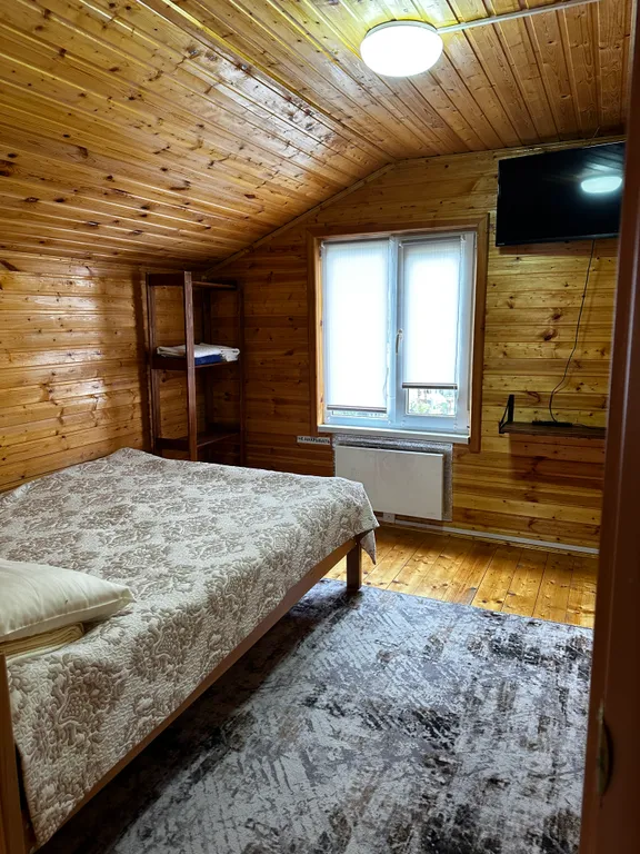 Уютный двухэтажный коттедж