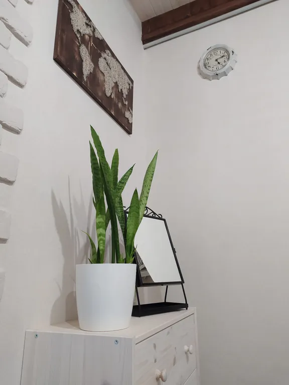 Студия у памятника Лермонтову