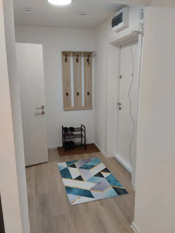 Уютная квартира рядом с МРНЦ Цыба