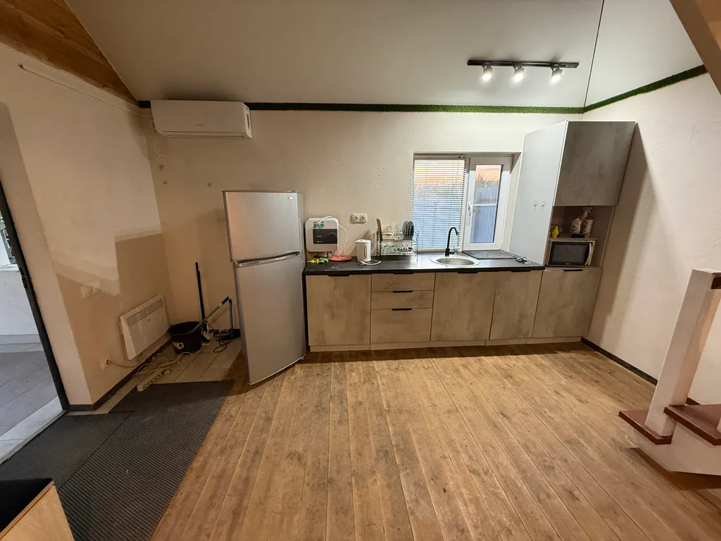 Дом с баней и бассейном на снт Металлург