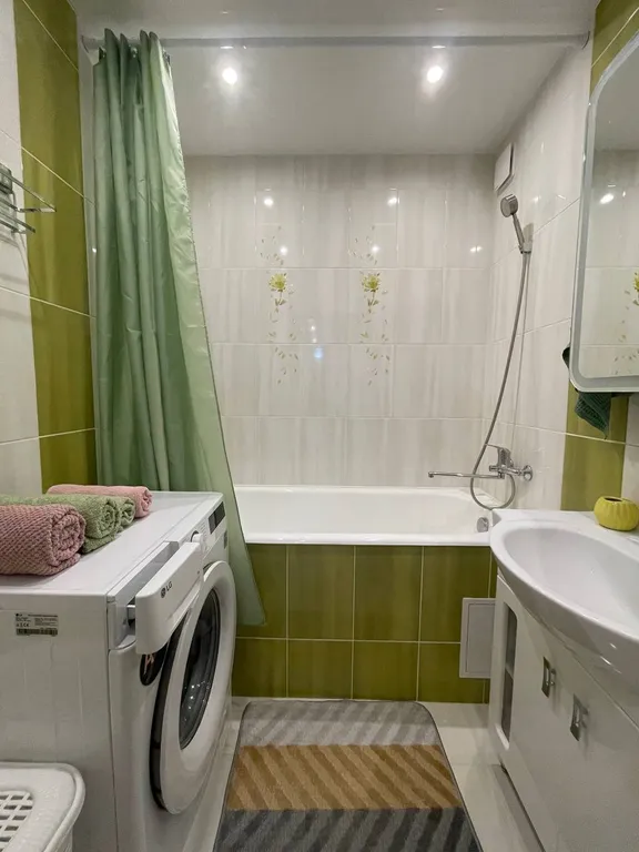 Трехкомнатная квартира возле Бауцентра