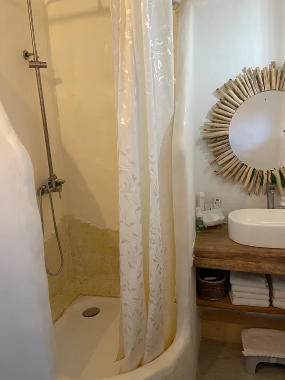 Глиняный домик