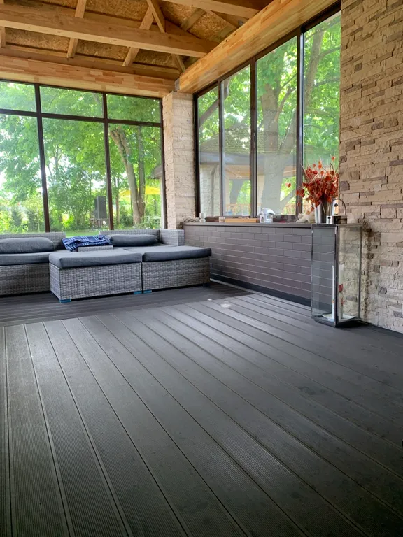 Коттедж Гостевой дом с сауной и бассейном — Светлый