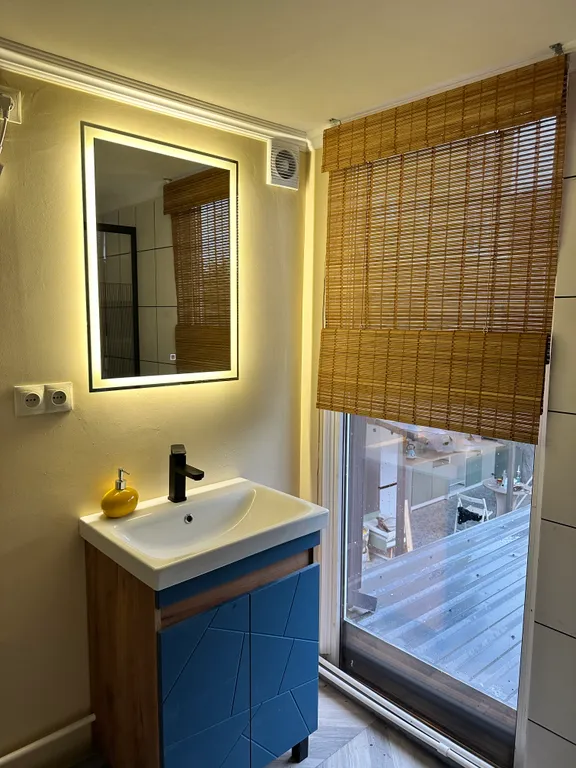 Уютный дом с бассейном и печью