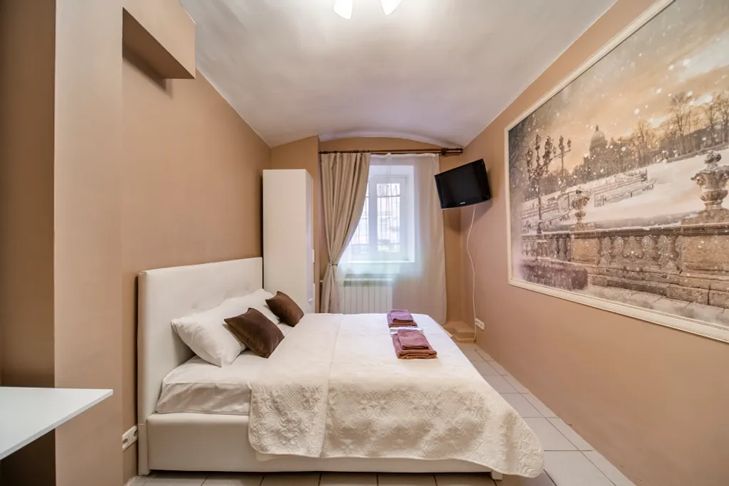 Студия у Таврического сада и метро