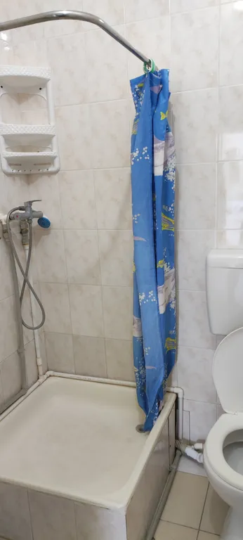 4-х местный номер № 8 этаж 1 до моря 400 метров