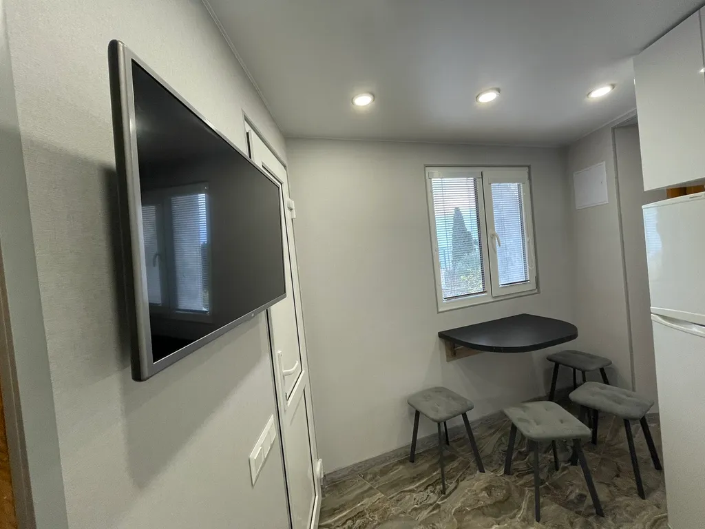 Однокомнатная квартира в центре возле моря