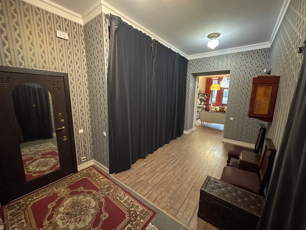 Атмосферная квартира на Неве