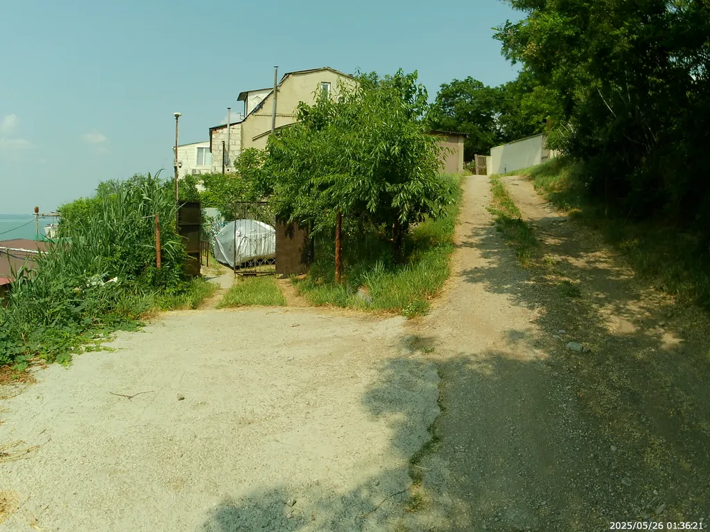 Дом-эллинг на берегу Керченского пролива