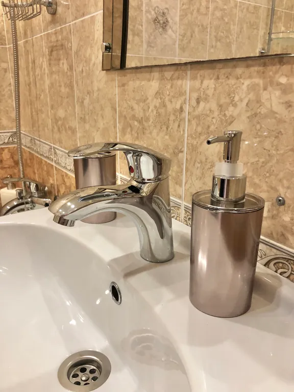 2-комнатная комфортабельная квартира в центре города