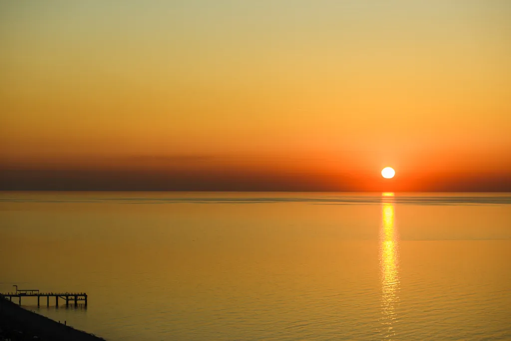 Апартаменты-студия с видом на море и закат