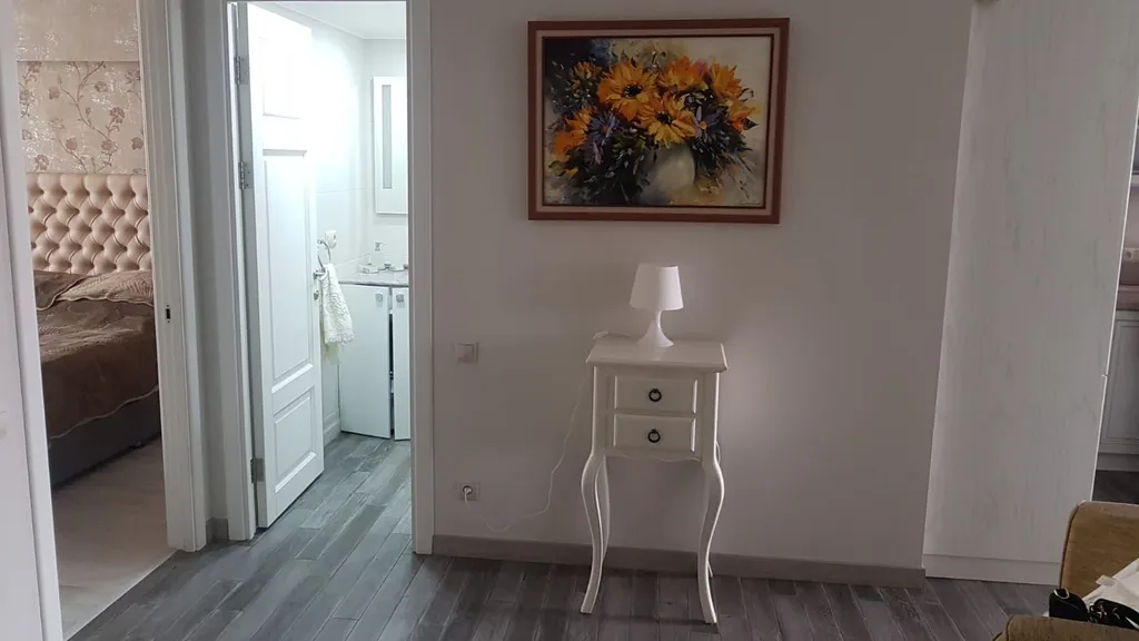 Просторная красивая трёхкомнатная квартира в самом центре города