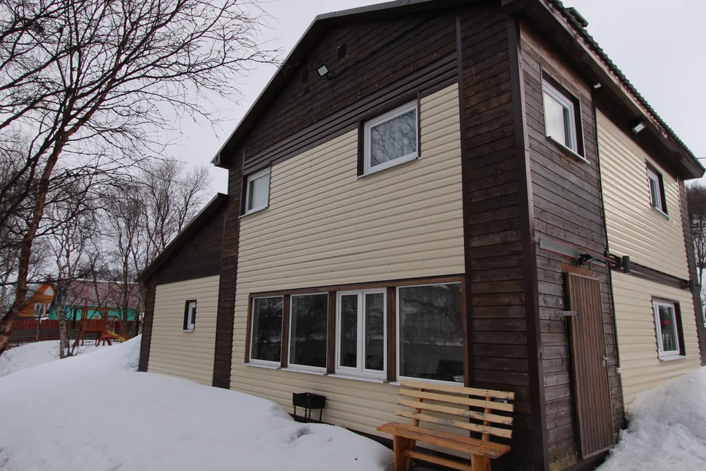 Гостевой уютный дом Соль Севера с баней на берегу залива Ура