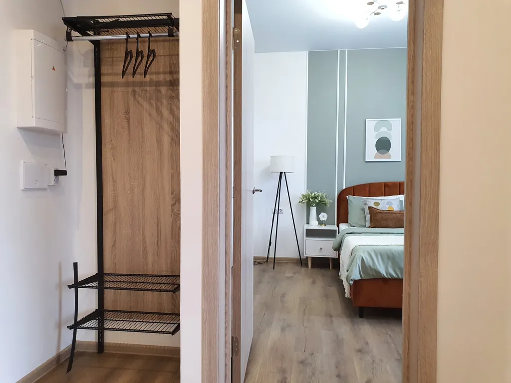 LanaRoom Дизайнерская евродвушка с панорамным видом и балконом