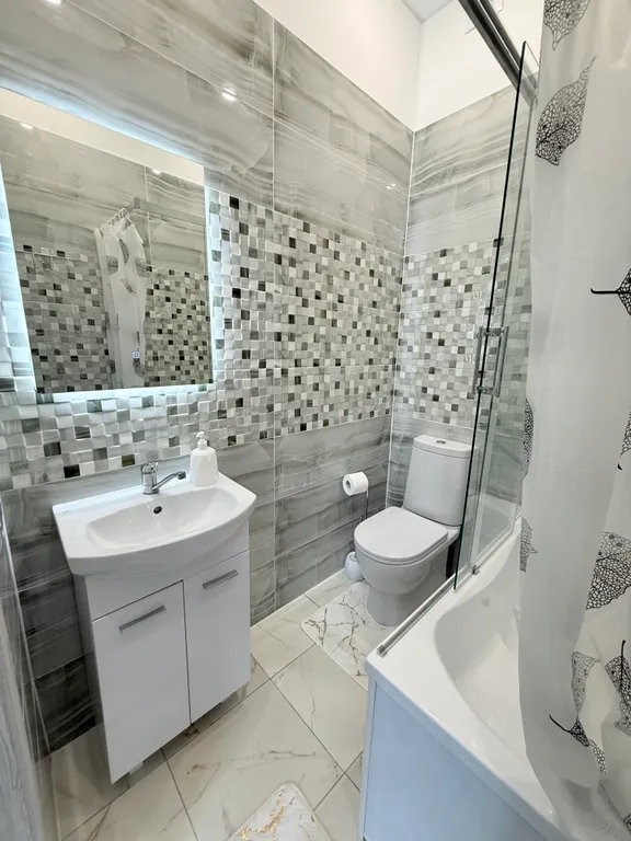 Уютная комната на первой береговой линии