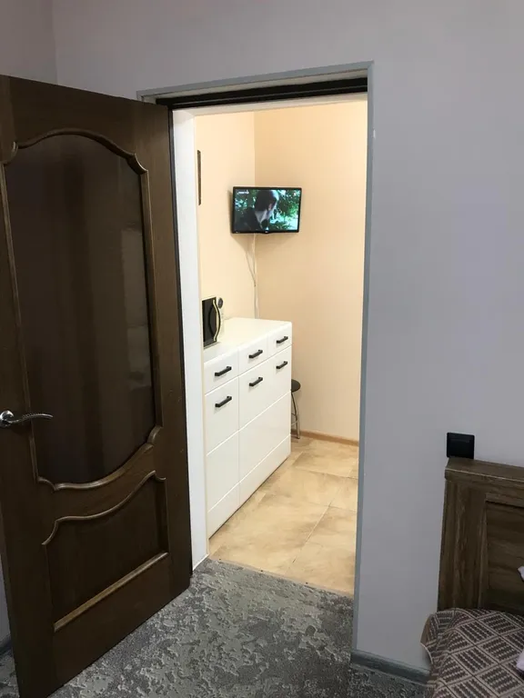 Уютный домик с двориком в центре