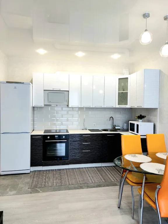 Комфортная и современная квартира в 3 минутах от набережной