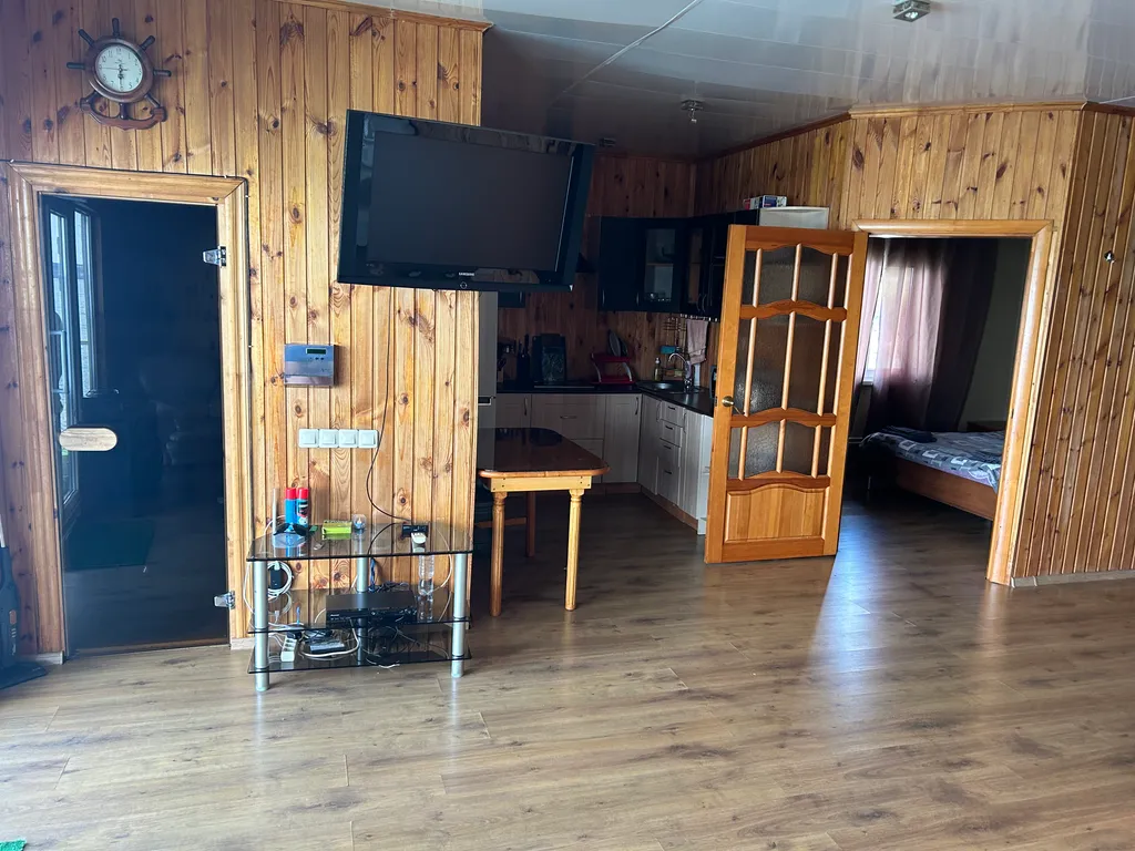 4-комнатный Дом