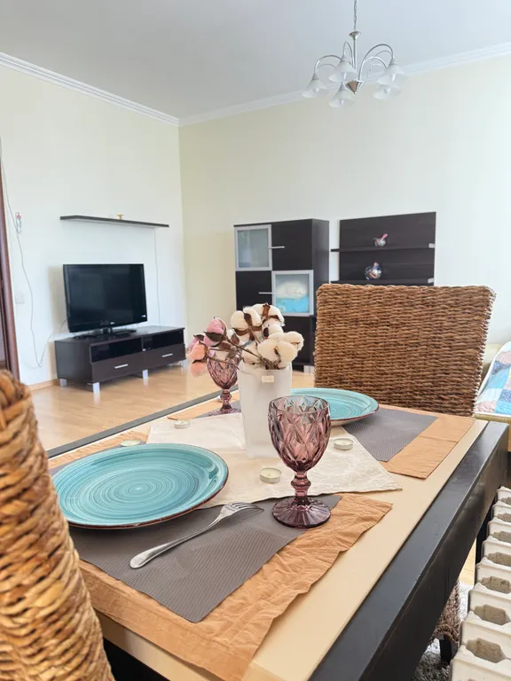 Шикарная квартира с водой в Новострое Панфилова Больница Вишневского — аренда посуточно в Донецк