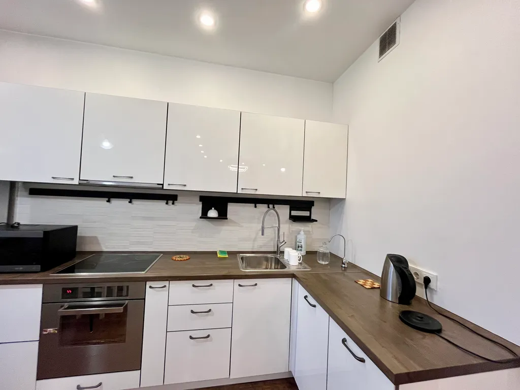 Уютная светлая двухкомнатная квартира