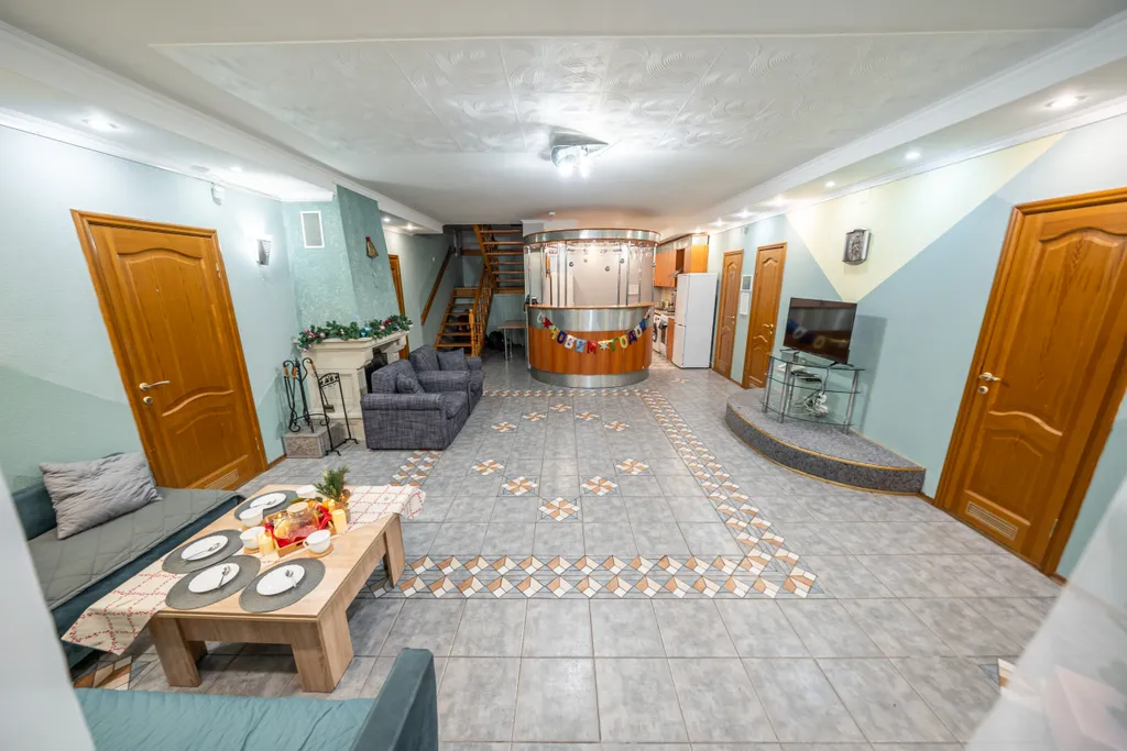 Большой коттедж с сауной