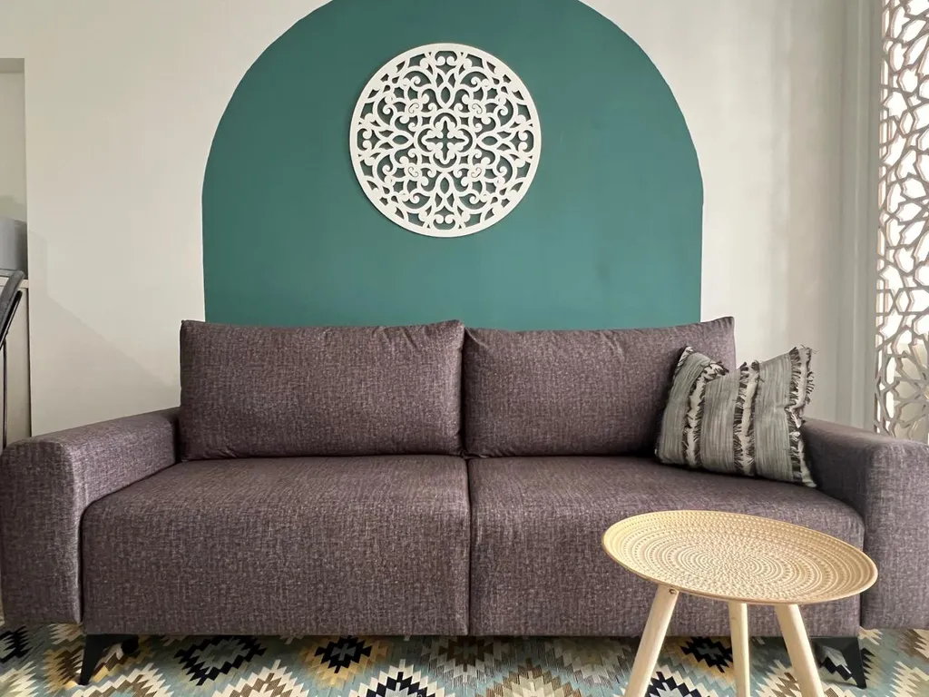 Восточный стиль, золотой квадрат алматы