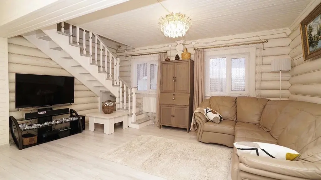 Домик вблизи леса