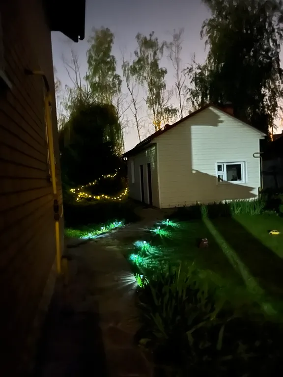 Шикарный загородный дом с бильярдом