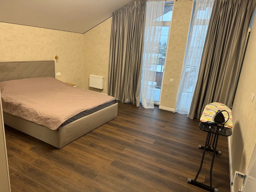 Двухэтажный дом с баней на дровах и мангальной зоной