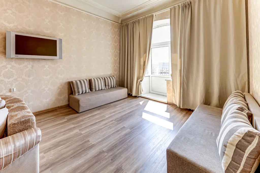 Hermitage View BR Apartment