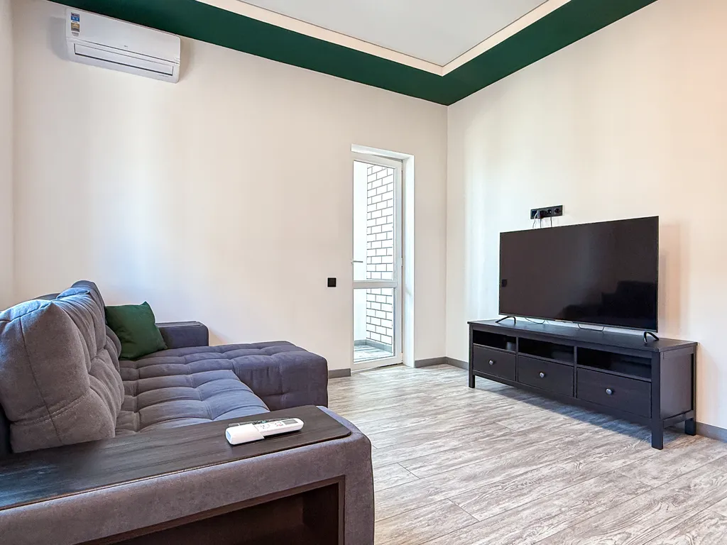 Трехкомнатная дизайнерская квартира в самом центре города