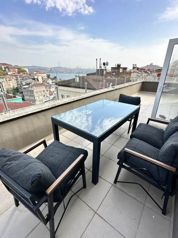 Видовой апартамент с собственной террасой