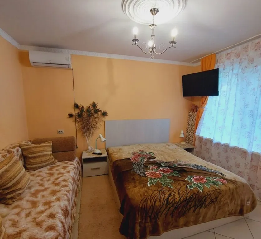 Уютная квартира в центре со своим двориком мангалом и автостоянкой