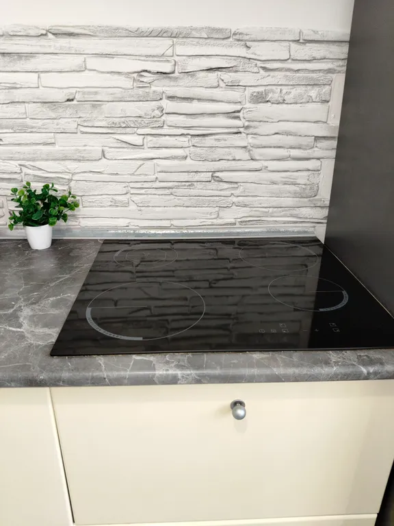 Квартира со свежим ремонтом в новом доме с лифтом