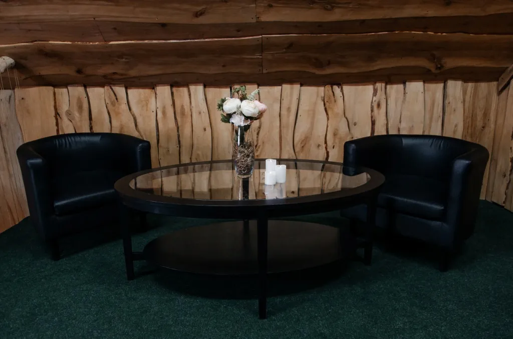 Дом с баней на берегу реки