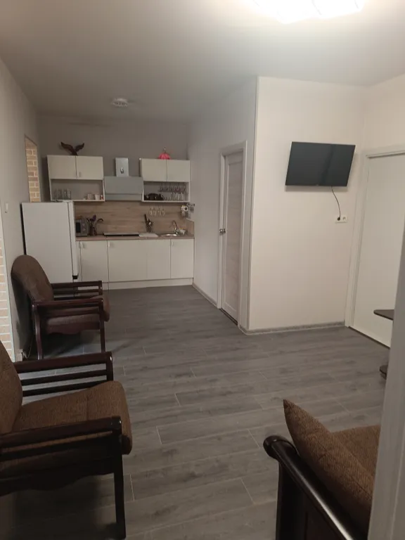 Квартира Уютная 2-комнатная квартира — Адлер